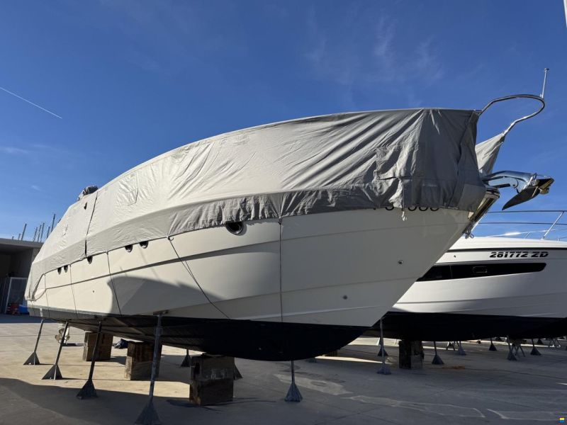 Windy 44 Chinook