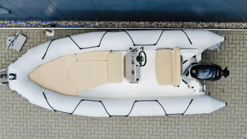 Bombard 550 Sunrider