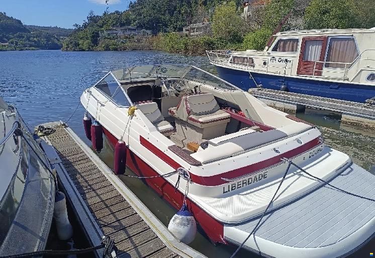 Maxum 2300SC