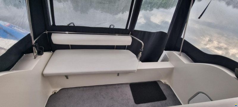 Bayliner 3055