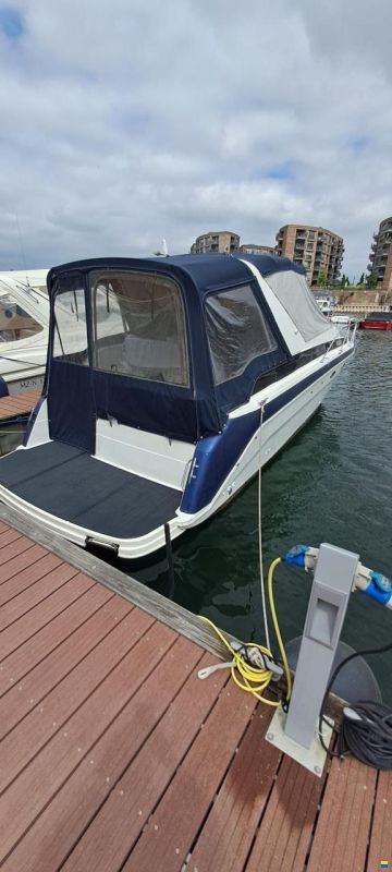 Bayliner 3055