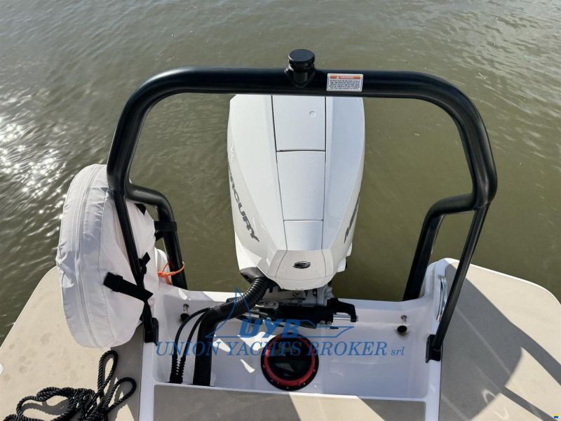 Axopar 22 T Top