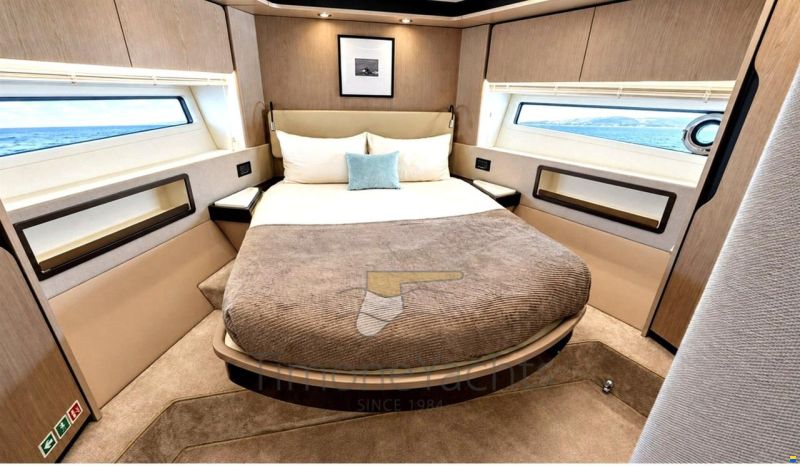 Azimut 72 Fly