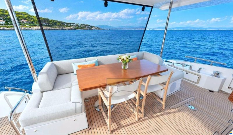 Azimut 72 Fly