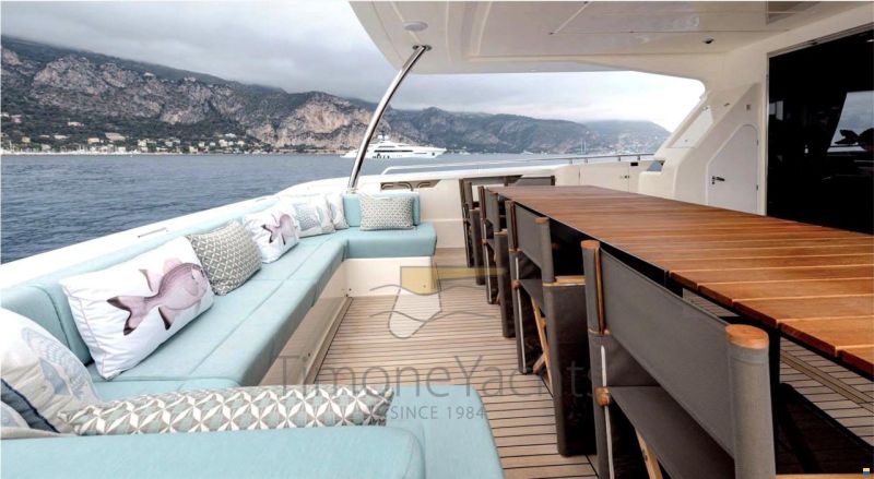 Ferretti 960