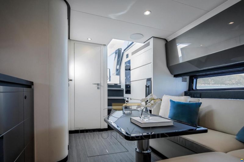 Azimut Verve 48