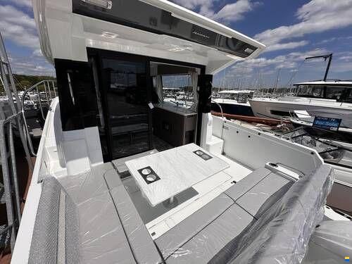Jeanneau Merry Fisher 1095 Coupe Series 2