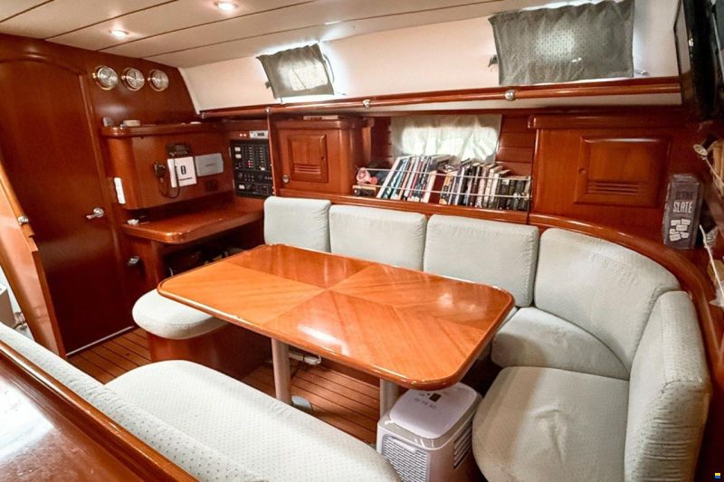 Beneteau 50