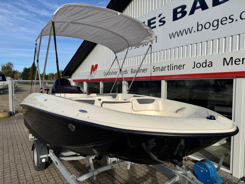 Bayliner E5 Element med Mercury 80 hk Merccury-EF