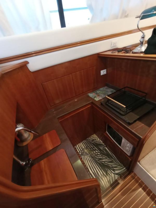 Azimut 43 Fly