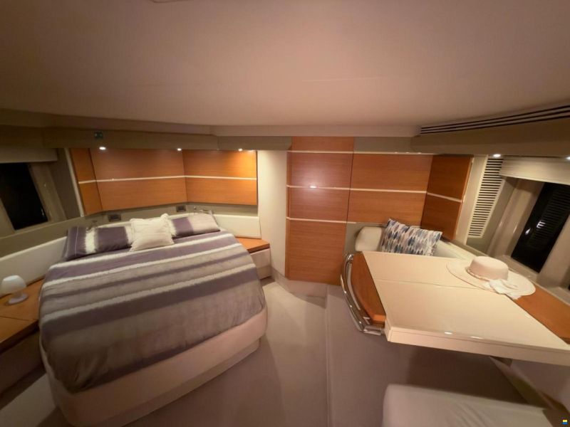 Azimut 53 Fly