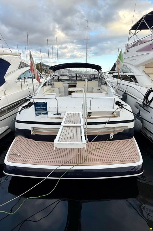 Pershing 40 Open