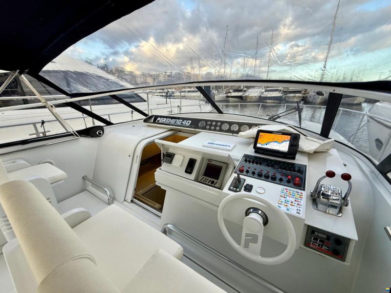 Pershing 40 Open