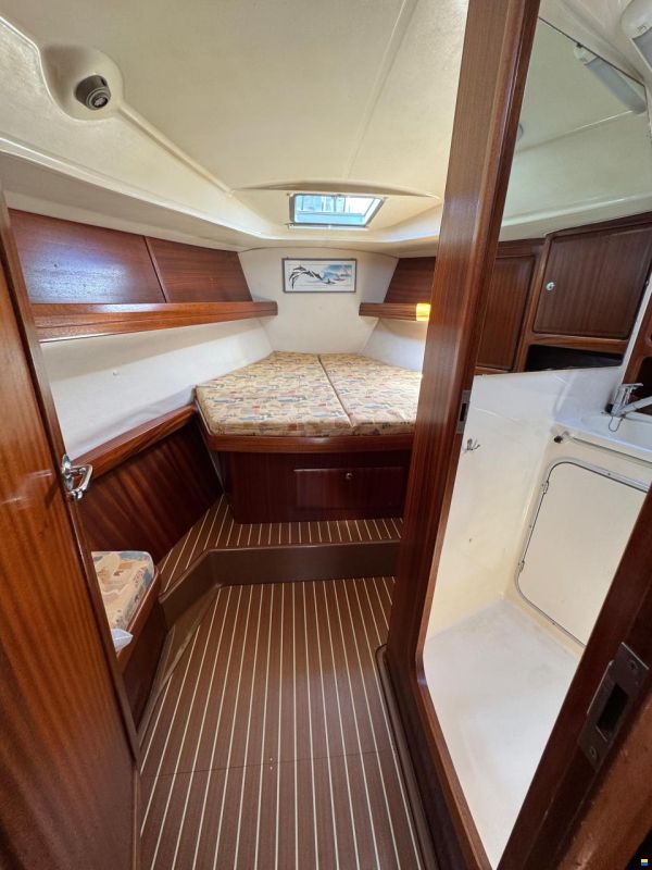 Bavaria 42