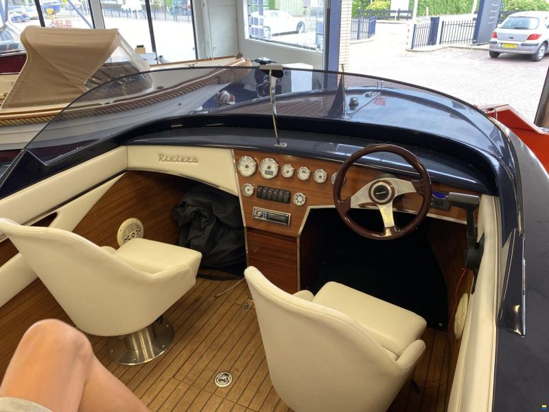 Frauscher Riviera 606