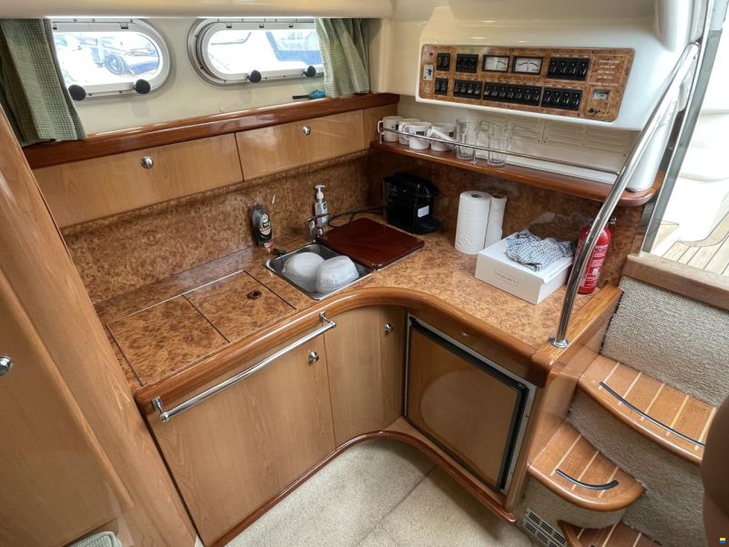 Sealine S28