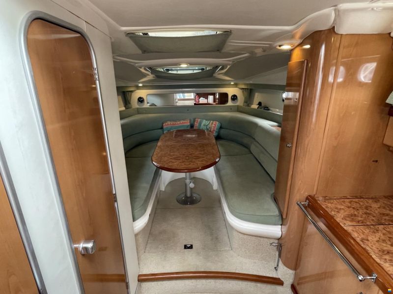 Sealine S28