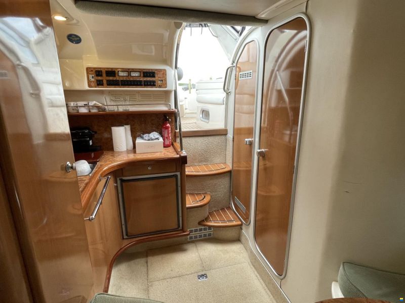 Sealine S28