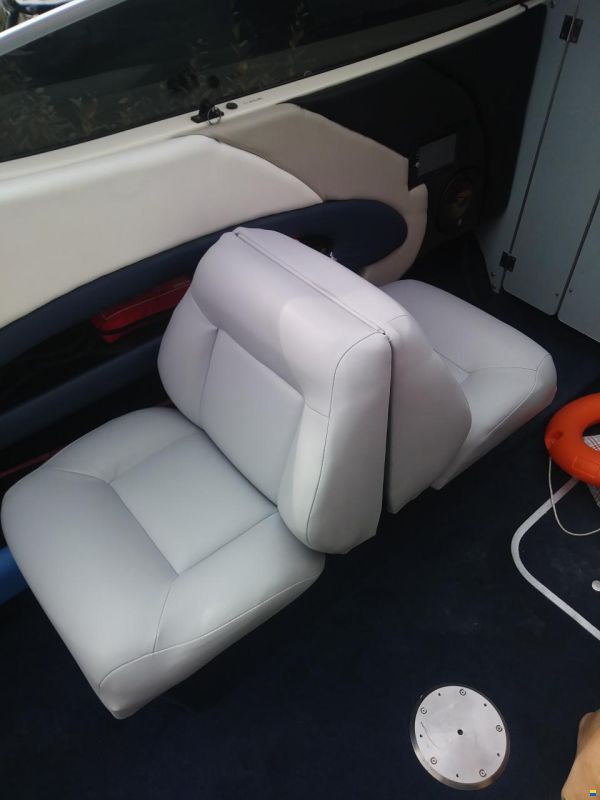 Bayliner 2052