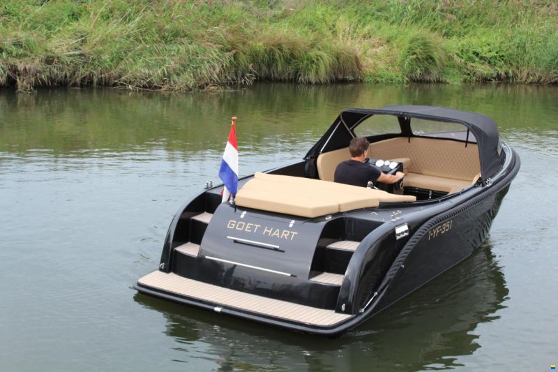Oud Huijzer 616 Tender Deluxe
