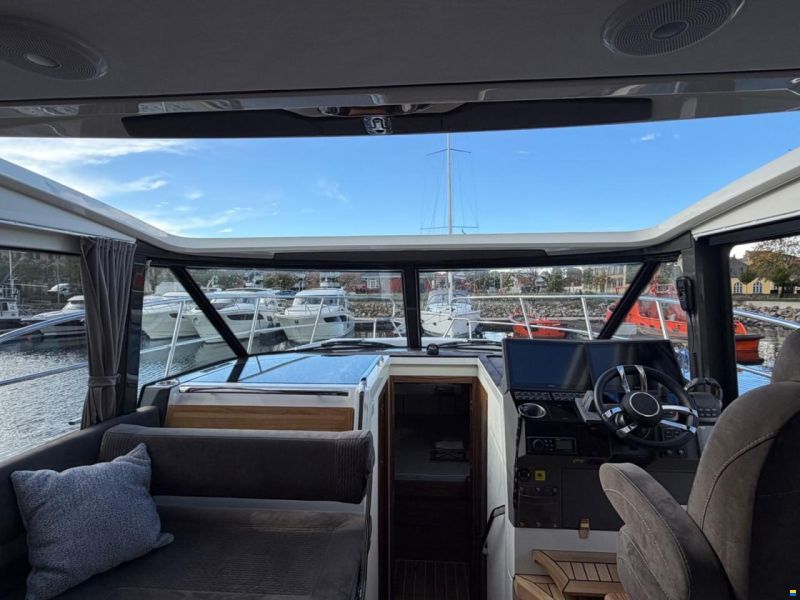 Marex 390
