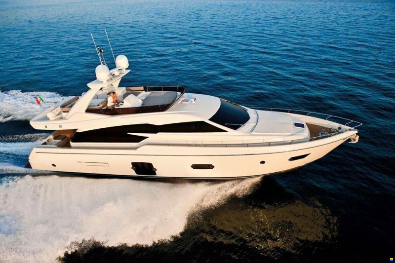 Ferretti 720