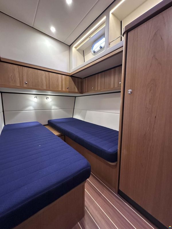 Linssen Grand Sturdy 500 Sedan