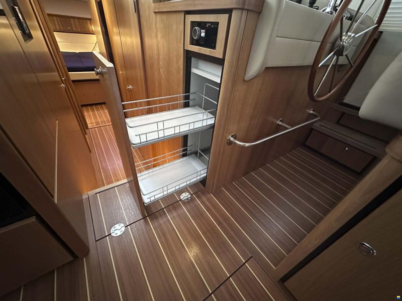 Linssen Grand Sturdy 500 Sedan
