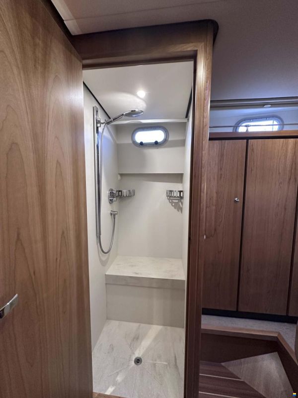 Linssen Grand Sturdy 500 Sedan