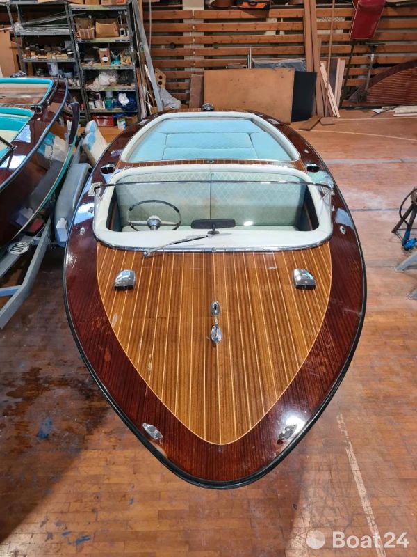 Boesch 510 Mahagoni Holzboot