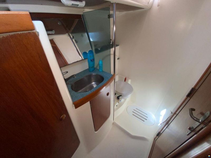 Jeanneau sun odyssey 43