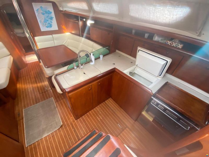 Jeanneau sun odyssey 43