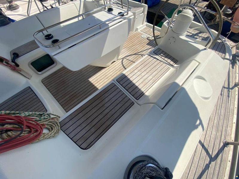 Jeanneau sun odyssey 43