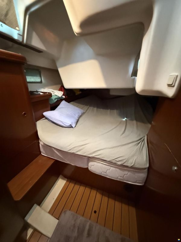 Beneteau Oceanis 473