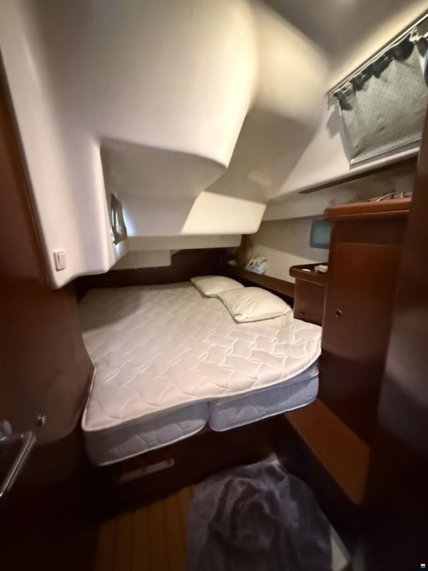 Beneteau Oceanis 473