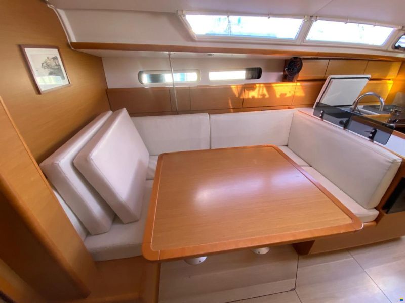 Jeanneau sun odyssey 409