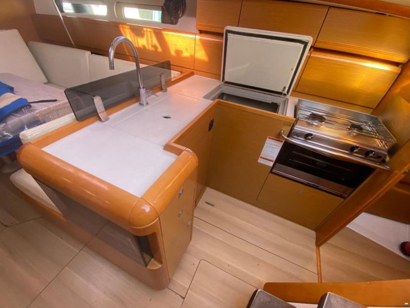Jeanneau sun odyssey 409