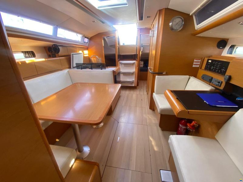 Jeanneau sun odyssey 409