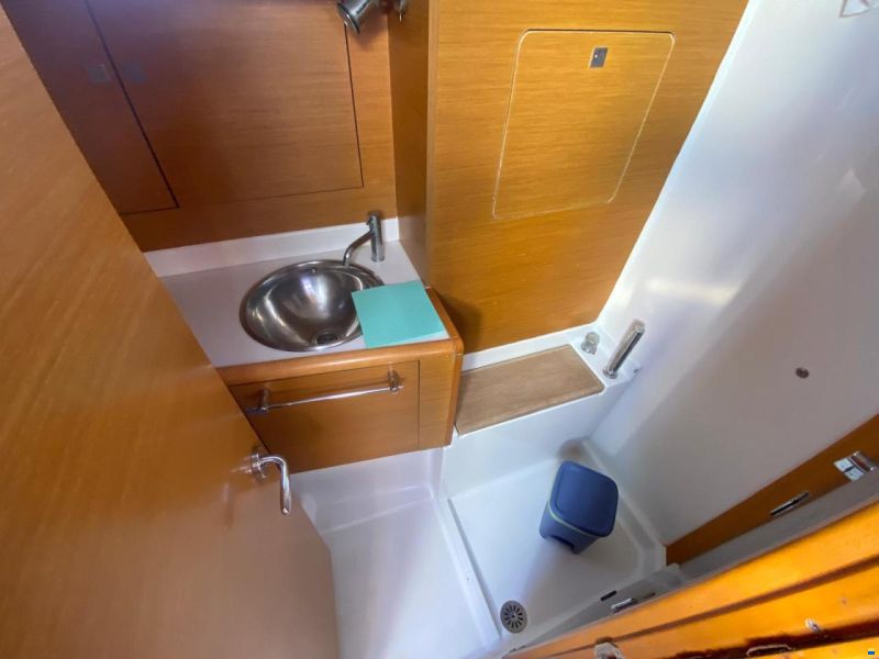 Jeanneau sun odyssey 409