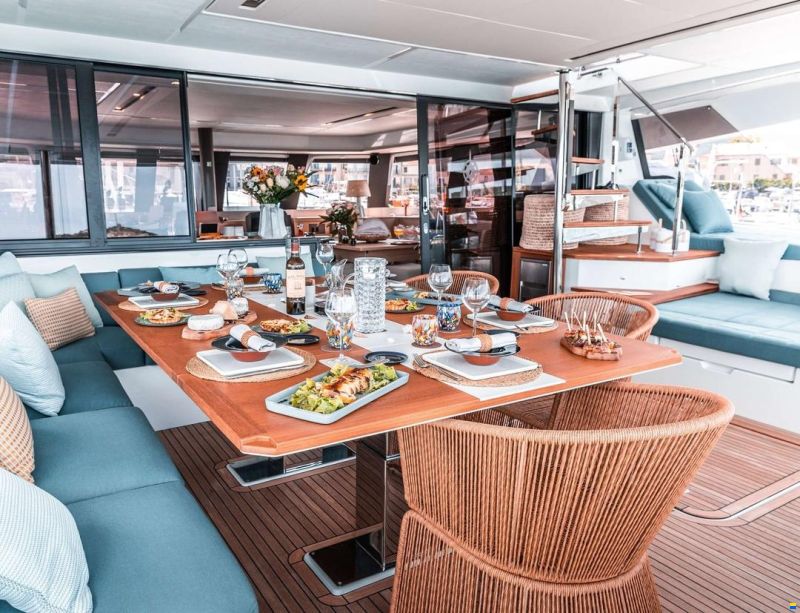 Fountaine Pajot Alegria 67