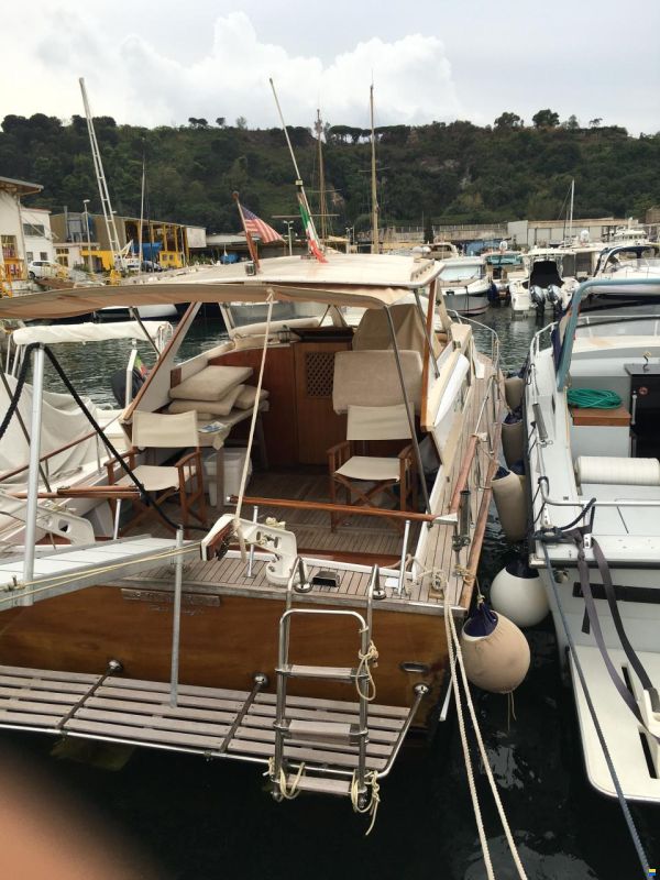 Chris Craft cavalier 30