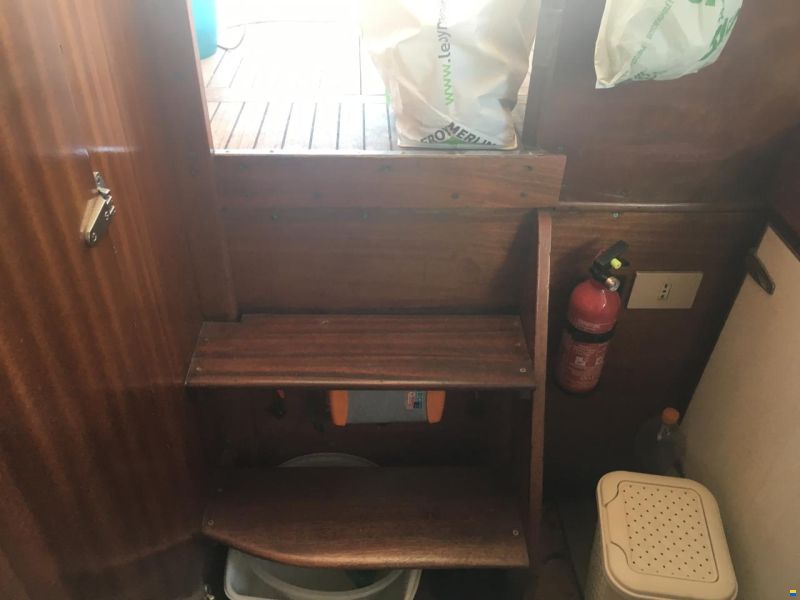 Chris Craft cavalier 30