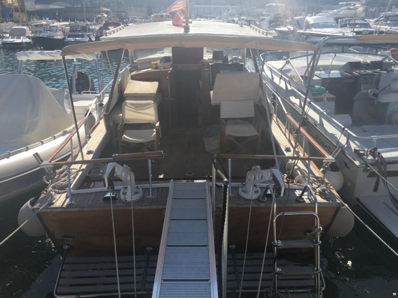 Chris Craft cavalier 30