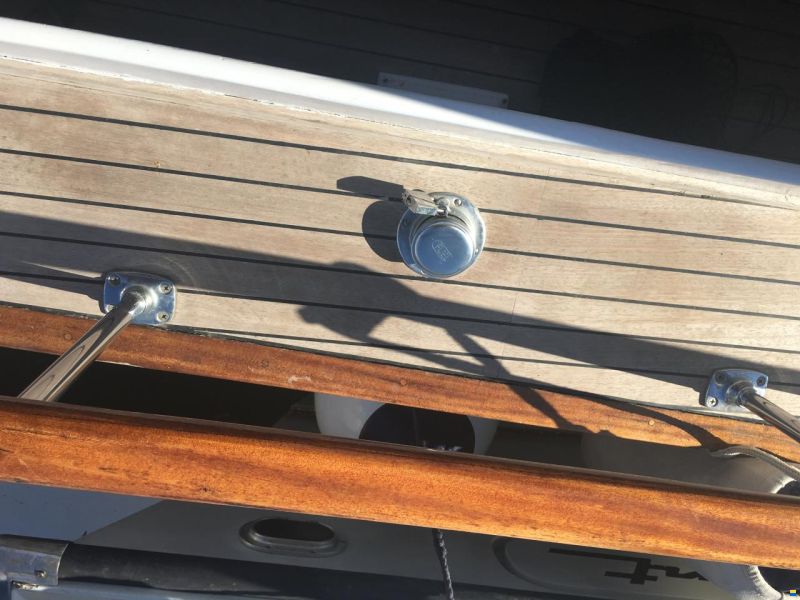 Chris Craft cavalier 30