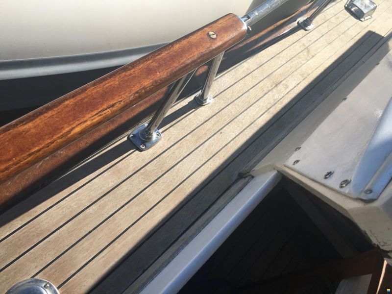 Chris Craft cavalier 30