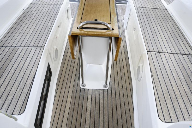 Bavaria 33 Cruiser