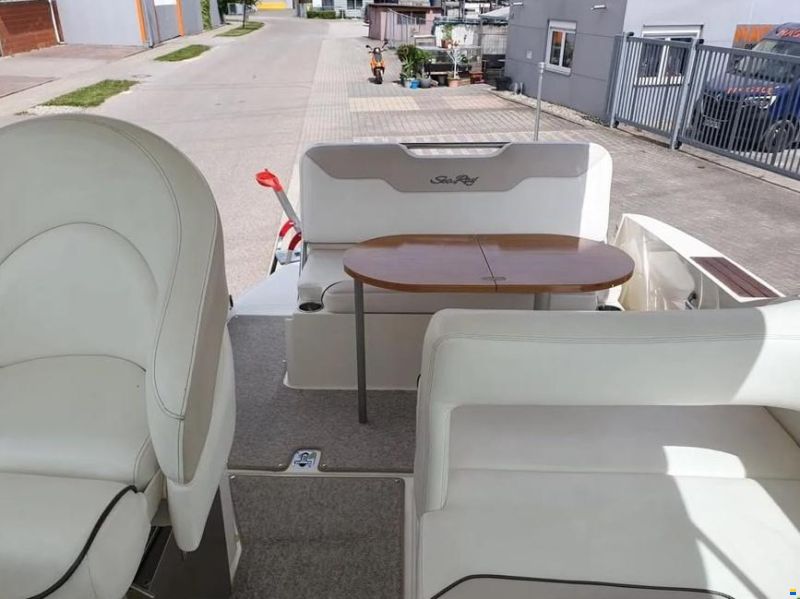 Sea Ray 255 Sundancer