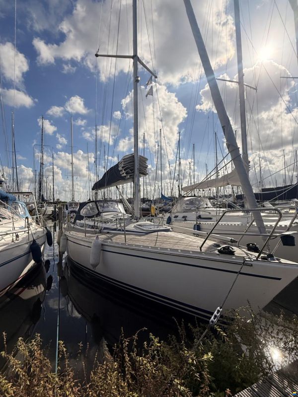 Arcona 355