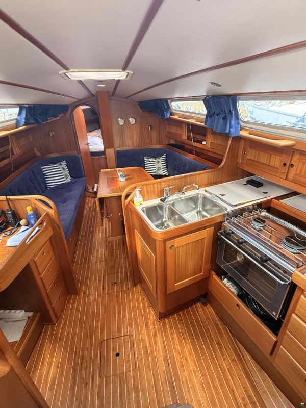 Arcona 355