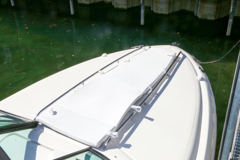Sea Ray 240 SSE